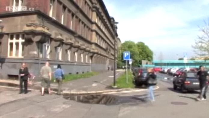 Soud se žháři z Vítkova byl odročen na pondělí