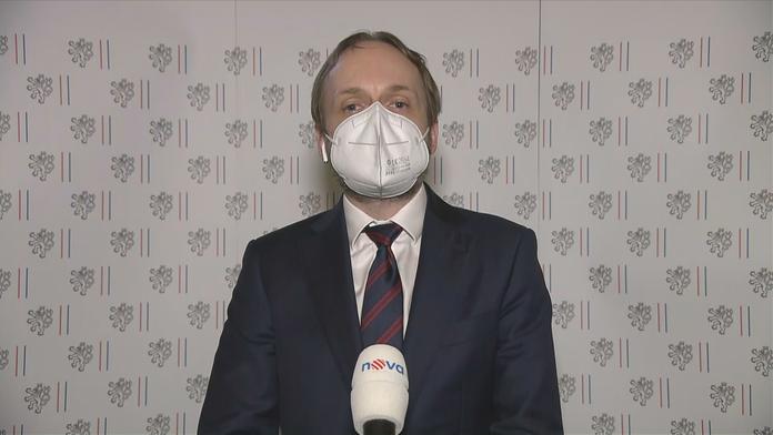 Češi se mohou snáz vracet z okolních zemí, je ale potřeba očkování