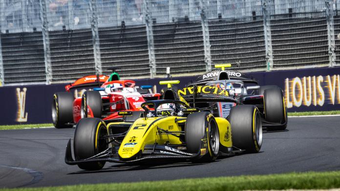 Staněk v první pětce. Formule 2 má za sebou v Austrálii sprint