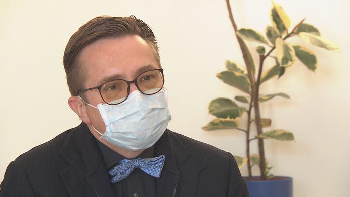 Opatření jen zhorší situaci na podzim. Je to festival stupidity, zuří Šmucler