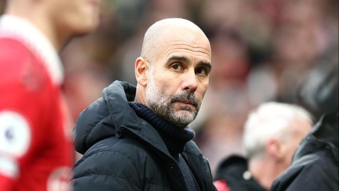 Nemáme šanci vyhrát ligu. Guardiola šokoval po hořké prohře v derby