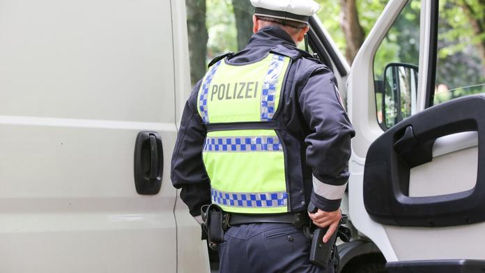 Němci zadrželi na hranicích s Českem 31 migrantů. Byli ukrytí mezi ovocem