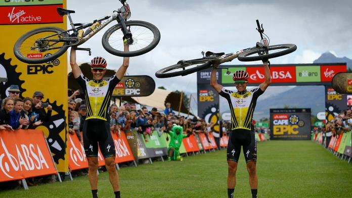 Povedený závod Kulhavého: Už potřetí vyhrál Cape Epic!