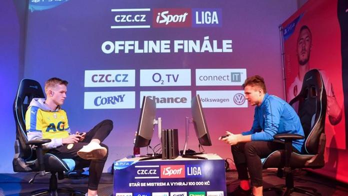 Utkají se dva nejlepší FIFA hráči. Vyhraje Viktoria Plzeň nebo Sampi.Tipsport?