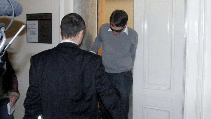 Mladík postřelil v Modřanech tři lidi, dostal 15 let vězení