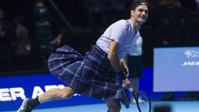 VIDEO: Federerovu nahotu zakryl kilt! Hrál opravdu naostro?