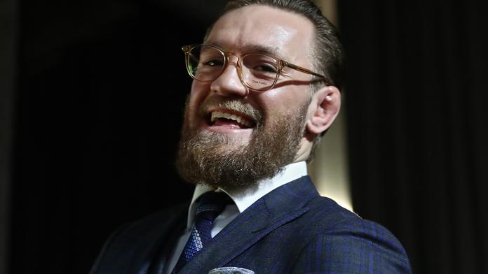Co to je za borce? McGregor nabral další svaly a šokoval. Nepoznali byste ho