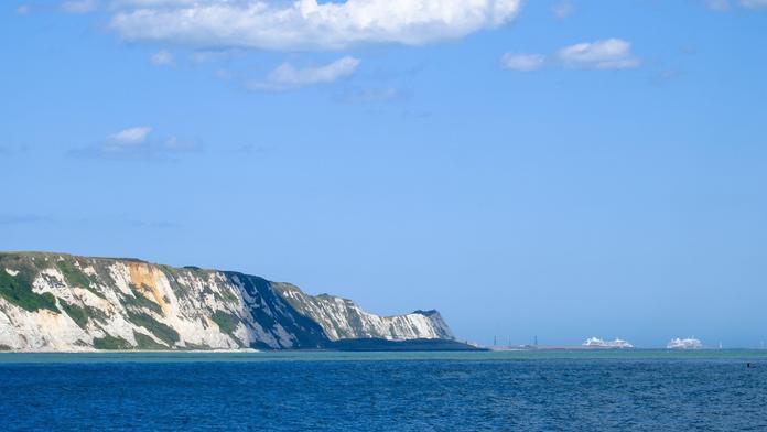 Britské pobřeží u Doveru