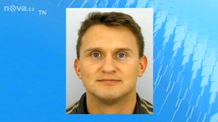 Policie PÁTRÁ po POLICISTOVI MARTINOVI, pomozte ho nájít!