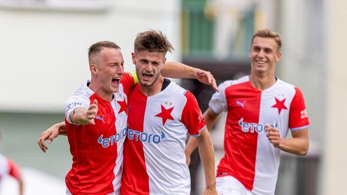 První derby sezony pro Slavii. V duelu béček padlo šest branek