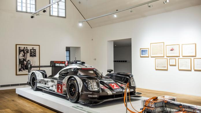 Unikát v Česku. Porscheho rodný dům láká na speciál z Le Mans!