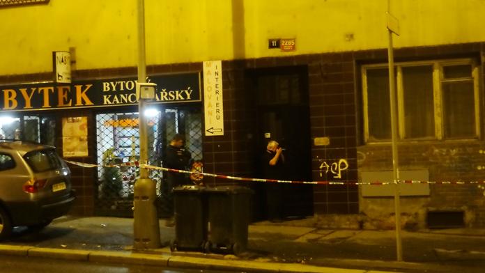 Vánočních vražd a sebevražd přibývá. Na Smíchově se zastřelil muž