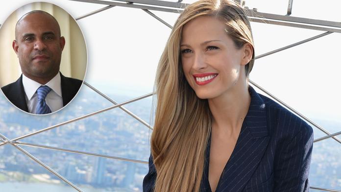 Sexbomba Petra Němcová má nový úlovek - randí s premiérem!