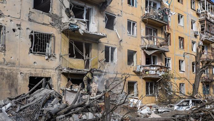 Ruský nálet zasáhl obytný dům v Kramatorsku, 20. 10. 2026