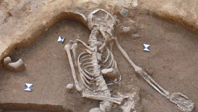 Archeologové našli ráj. Je u Kolína