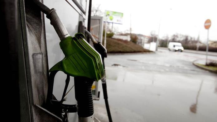 Benzín a nafta opět výrazně zdražily