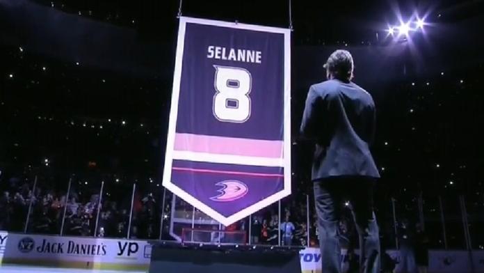 DOJEMNÁ CHVÍLE: Selänne zůstane v Anaheimu navždy