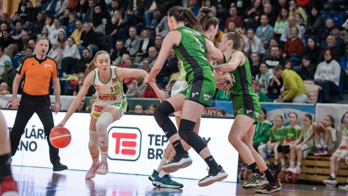 Dominica Hynková z KP Tany v brněnském derby proti Žabinám