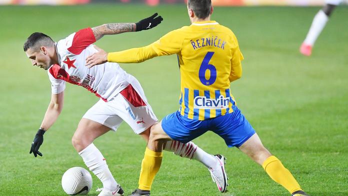 Opava soustředění v Portugalsku definitivně ruší. Jak zareaguje Slavia?