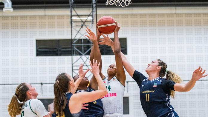 Basketbalistky Chomutova a Ostravy se během krátké chvíle utkají hned dvakrát