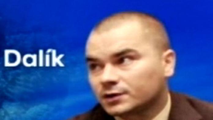 Americká depeše: Za nákup Pandurů chtěl Dalík úplatek