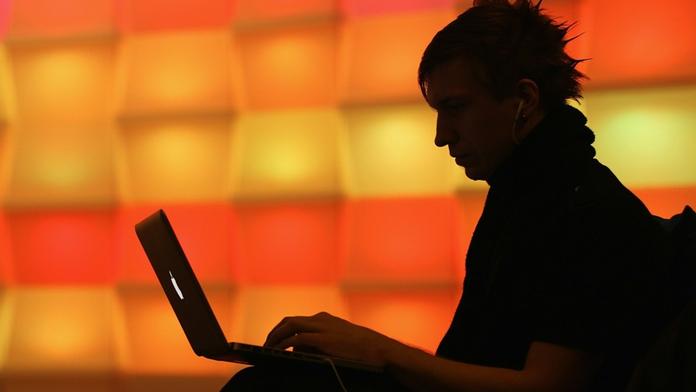 Pražskou nemocnici ochromili hackeři, musela se odpojit od internetu