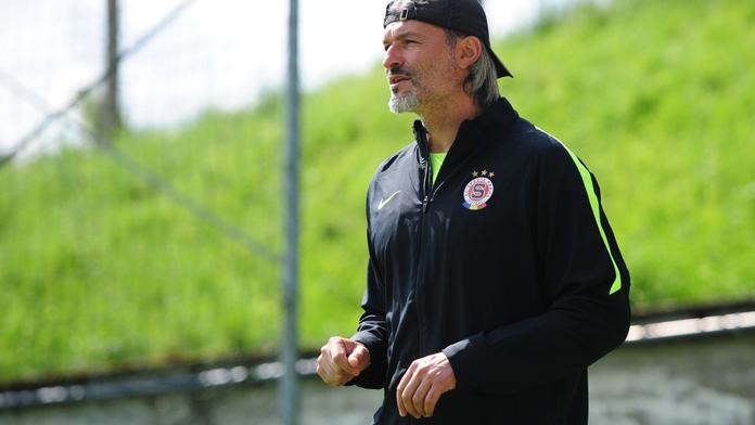 Pavel Srníček bojuje o život! Srdce mu selhalo při tréninku!