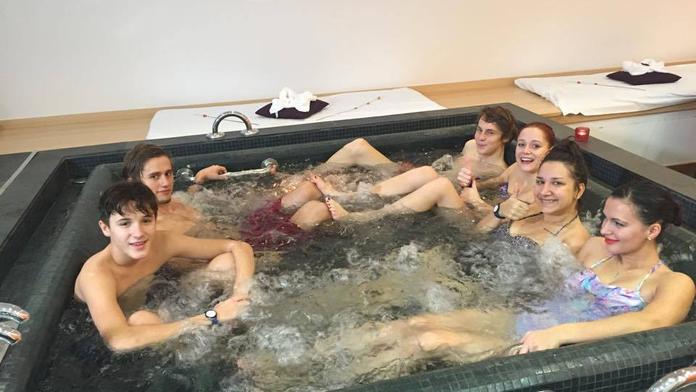 Polonahá SuperStar: Finalisti se svlékli do plavek! FOTKY