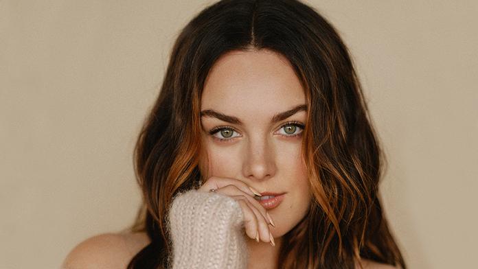 Ewa Farna se vrací do SuperStar. Bude moderovat finálové živé přenosy