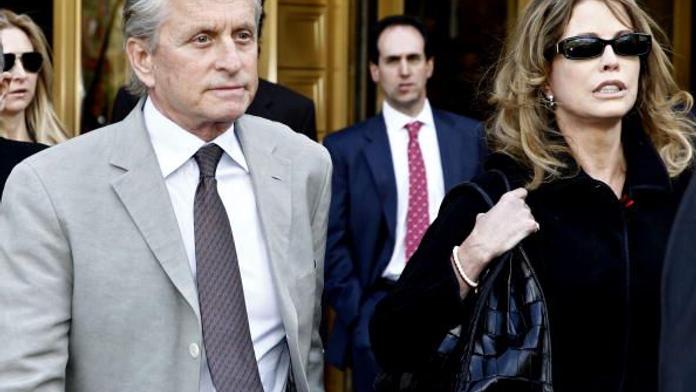 Exmanželka se pustila do Douglase: Z mého klínu jsi rakovinu nedostal!