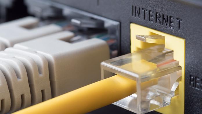 Internet v Praze: Proč lidé často platí zbytečně víc a jak to změnit