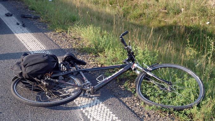 Cyklistka na Třebíčsku nepřežila srážku s autem