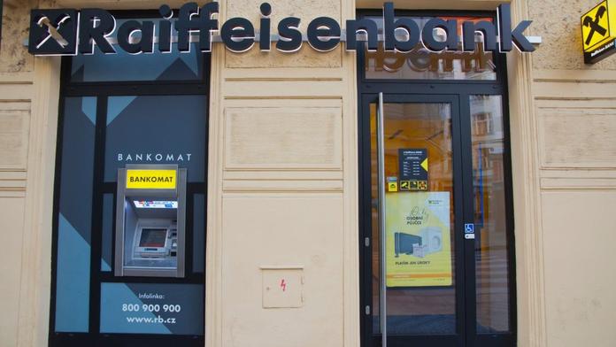 Raiffeisen banka měla výpadek! Klienti se nemohli dostat na účty