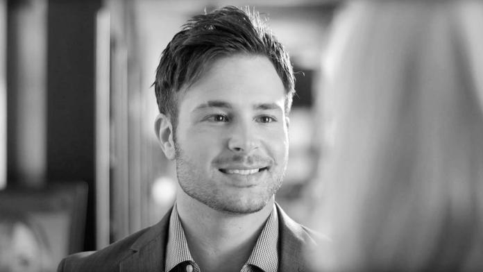Zemřel herec Cody Longo známý z telenovely Tak jde čas