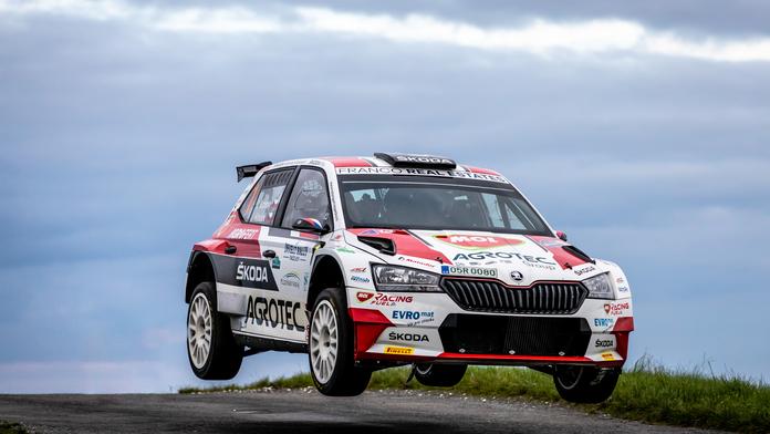Rally Pačejov vyhrál Kopecký. Marešovi nestačilo ani sedm vyhraných RZ
