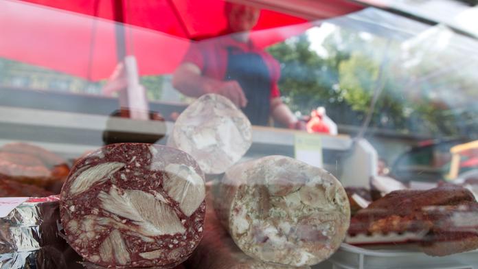 Pozor! Na české pulty se dostala tlačenka s nebezpečnou bakterií
