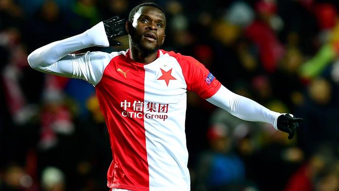 Stoper Slavie mezi elitou! Ngadeu je v nejlepší sestavě Evropské ligy