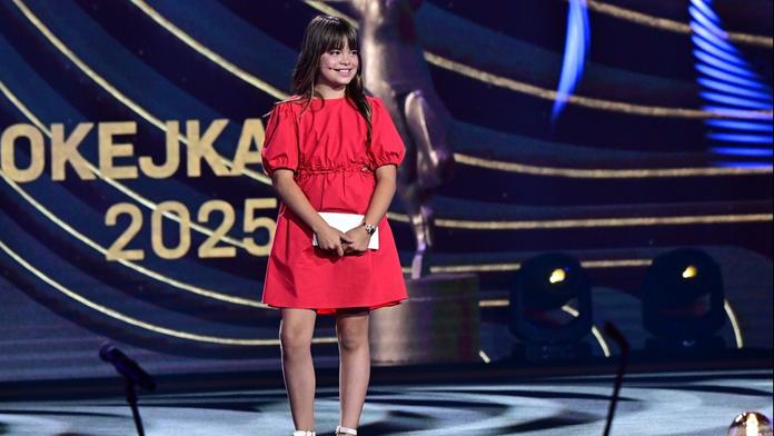 Gudasova dcerka se stala hvězdou Zlaté hokejky. Na pódiu rozesmála celý sál