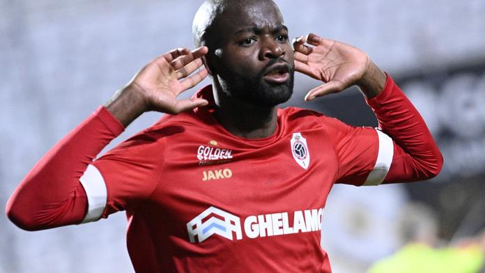 Trucoval o přestup v dresu rivala, nyní bude hráč hostovat na Slovensku