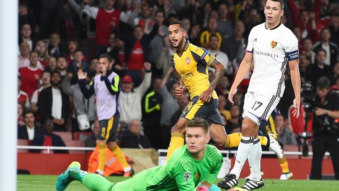 Walcott dvakrát pokořil Vaclíka a zařídil výhru, Bayern poprvé padl