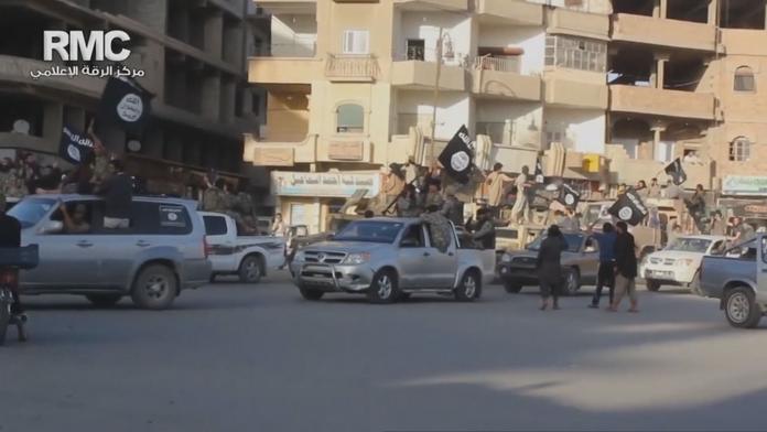 Odešli z Česka a přidali se k ISIS! Jeden z nich zemřel, prozradila BIS