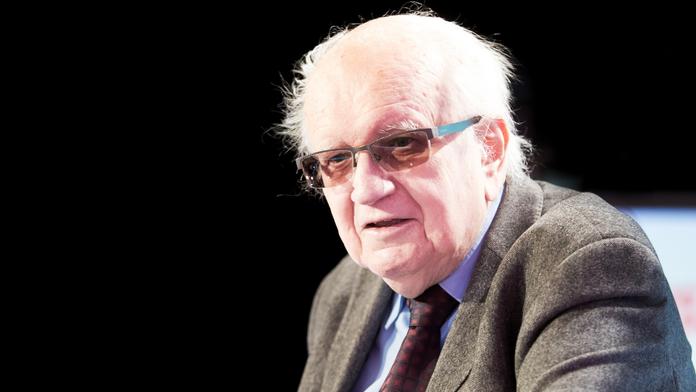 Zemřel spisovatel a žurnalista Karel Pacner. Autorovi desítek knih bylo 85 let