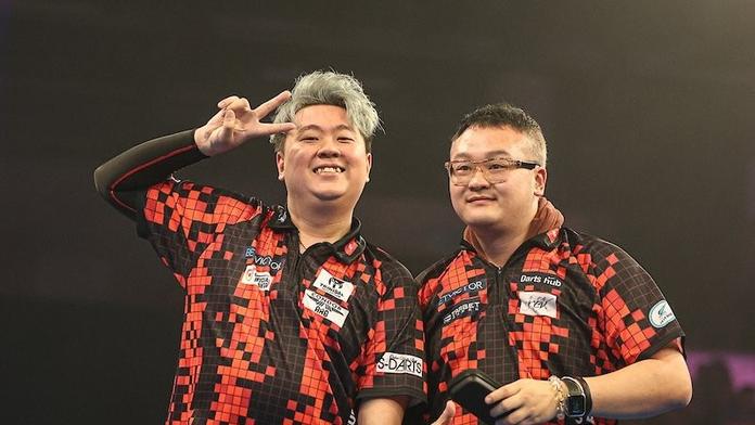 Pomozte nám. Hvězdy World Cup of Darts touží být profíky, ale nemají peníze
