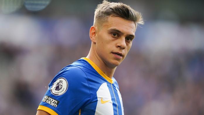 Arsenal ulovil útočníka z Brightonu. Ten se v bývalém týmu pohádal s trenérem