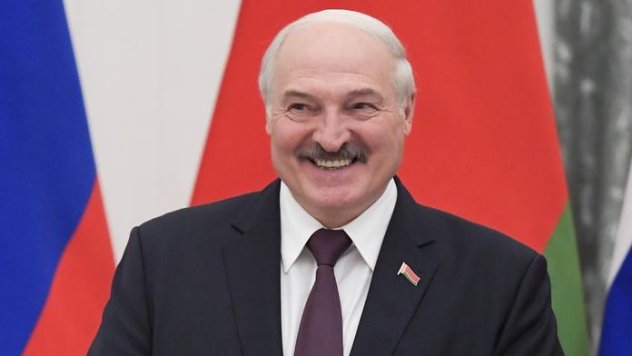 Lukašenko hrozí: Upravili jsme letadla, aby mohla nést jaderné zbraně!