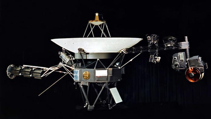 Sonda Voyager 1 posílá z vesmíru nesmysly. Vědci zjišťují důvody