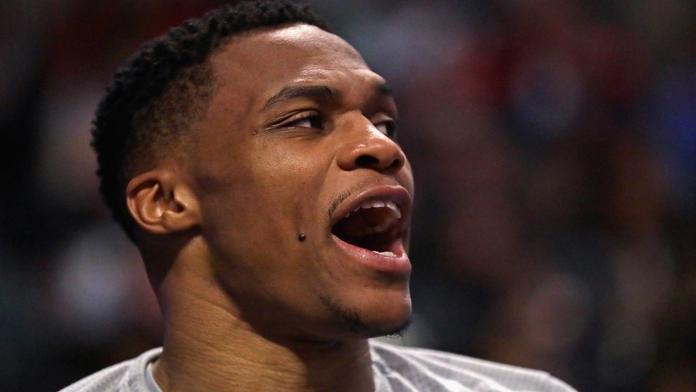 Westbrookův jubilejní tiple-double dovedl Oklahomu k vítězství