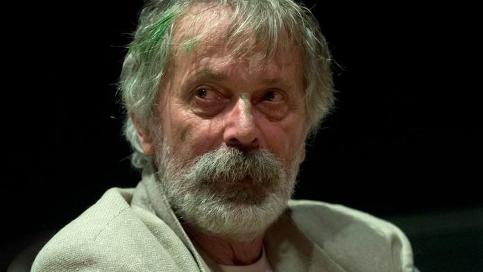 Známý herec zemřel na covid. Krátce před smrtí poslal vzkaz popíračům