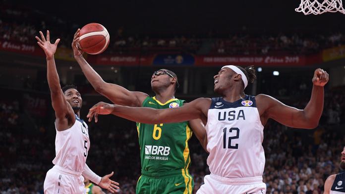 Češi slaví postup do čtvrtfinále! USA pomohly demolicí Brazílie