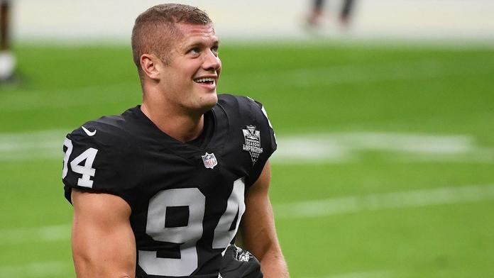 Revoluce v NFL. Fotbalista přiznal, že je gay. Jako první v historii